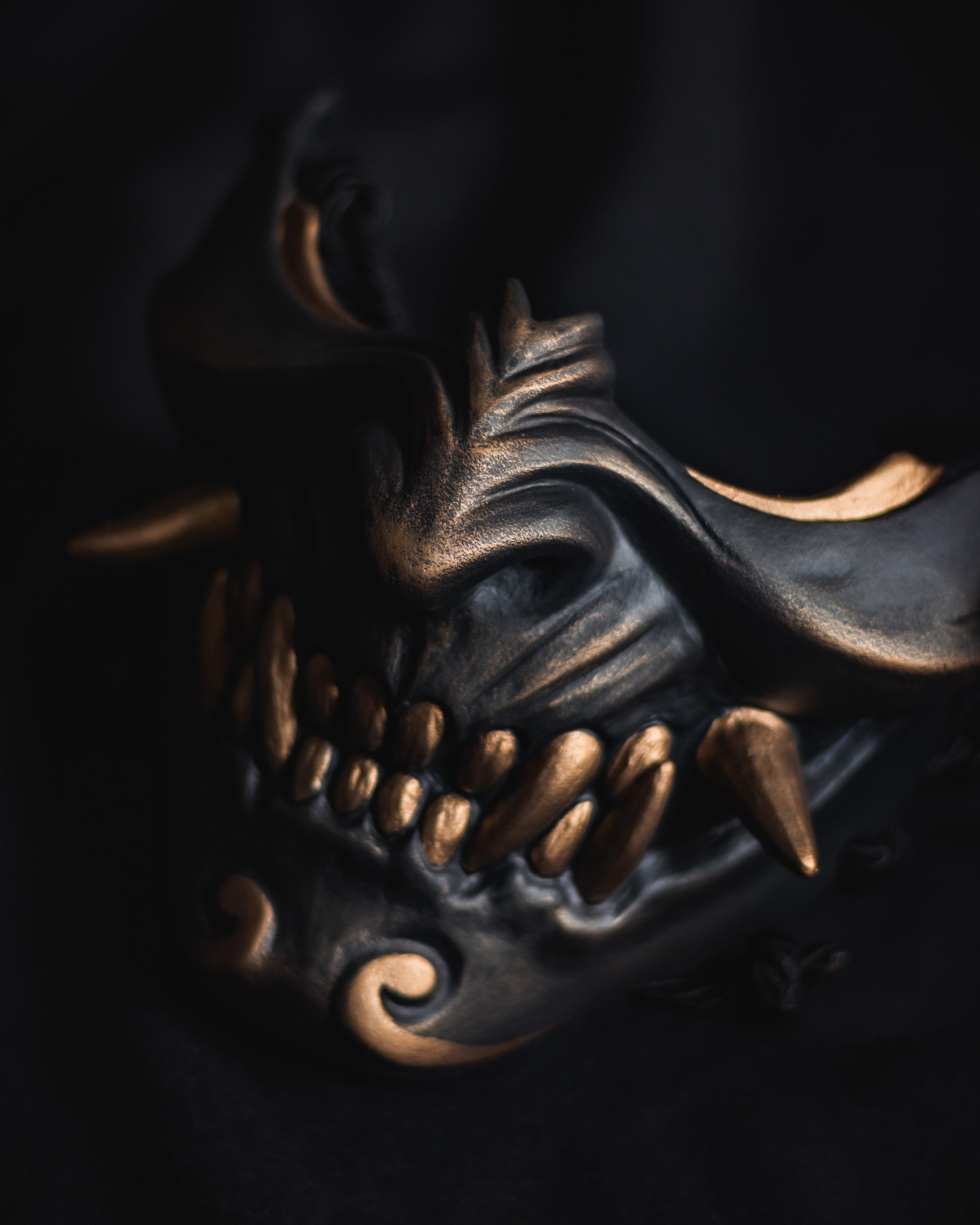 Menpo Akuma Yamiō - El Rey de la Oscuridad