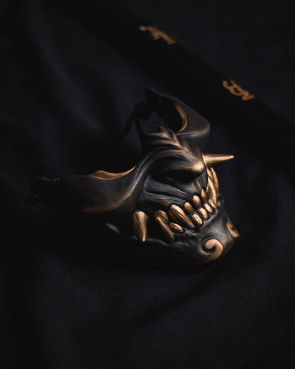 Menpo Akuma Yamiō - El Rey de la Oscuridad