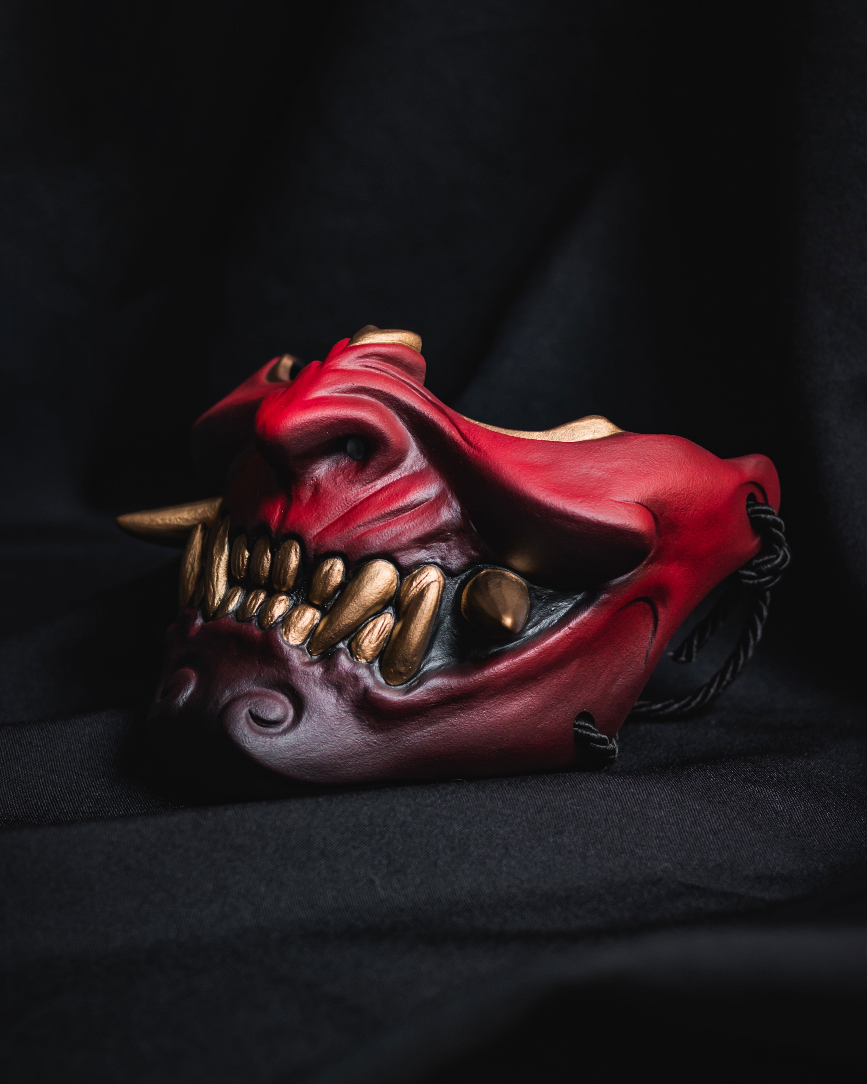 Menpo Akuma Hiō - El Rey de Fuego